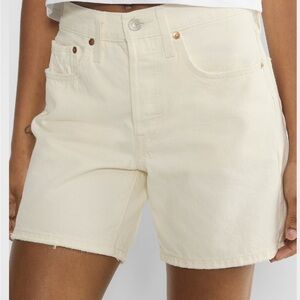 Levi’s 501 Mid Thigh Jean Short in Ecru
